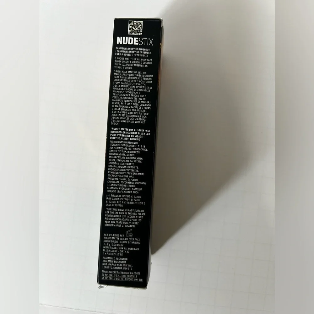 NIB NUDESTIX glamzilla dirty 30 blush kit